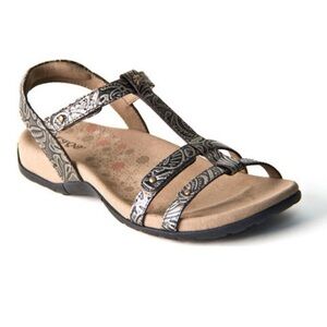 Taos Trophy 2 Metallic Sandals Shoes Sling Back Strappy Comfy Sz 9 EU 40 Women’s